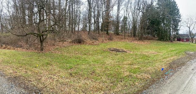 000 Woodham Rd, Sewickley, PA 15143