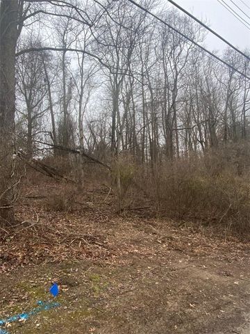 000 Woodham Rd, Sewickley, PA 15143