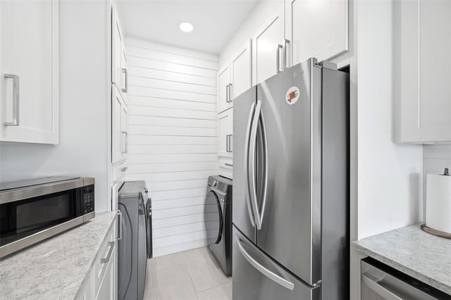 210 3RD STREET W 8305, Bradenton, FL 34205