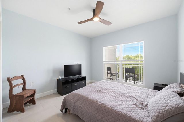 210 3RD STREET W 8305, Bradenton, FL 34205