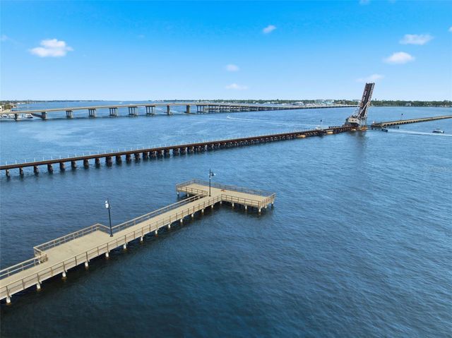 210 3RD STREET W 8305, Bradenton, FL 34205