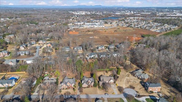 523 Meadowsweet Lane, Greenville, SC 29615