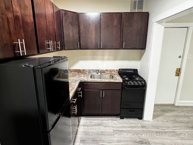 839 W Sheridan Road 425, Chicago, IL 60613