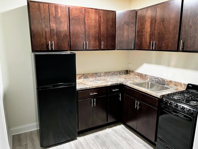 839 W Sheridan Road 425, Chicago, IL 60613