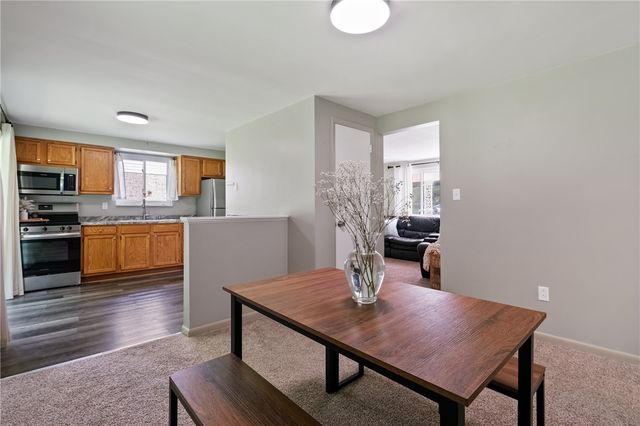 105 EDIES WAY, Ross Twp, PA 15229