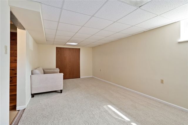 105 EDIES WAY, Ross Twp, PA 15229