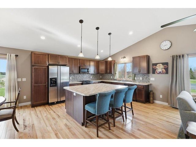 1629 83rd Street, New Richmond, WI 54017