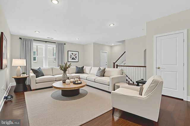 41956 PICKWICK MILL TER, Aldie, VA 20105