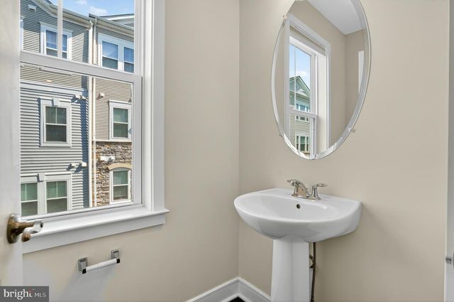 41956 PICKWICK MILL TER, Aldie, VA 20105