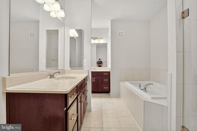 41956 PICKWICK MILL TER, Aldie, VA 20105