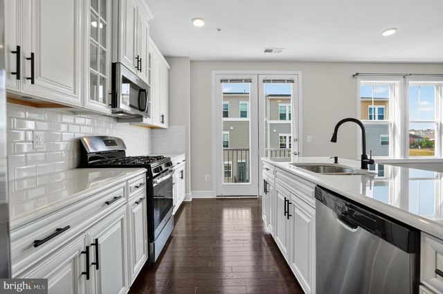 41956 PICKWICK MILL TER, Aldie, VA 20105