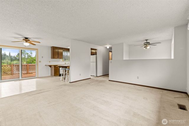 4508 Military Road E, Tacoma, WA 98446