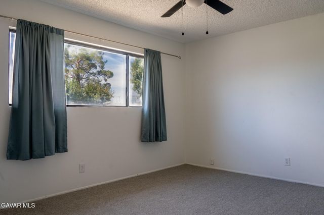 43714 Heaton Avenue, Lancaster, CA 93534