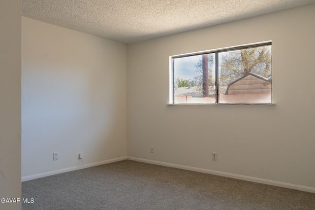 43714 Heaton Avenue, Lancaster, CA 93534