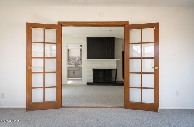 43714 Heaton Avenue, Lancaster, CA 93534