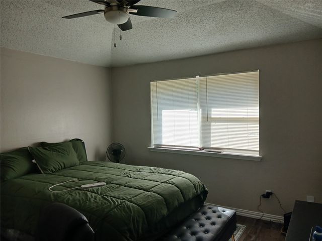 5002 Prairieview Court S, Arlington, TX 76017