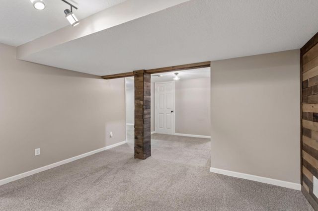 4957 Florida Avenue N, Crystal, MN 55428