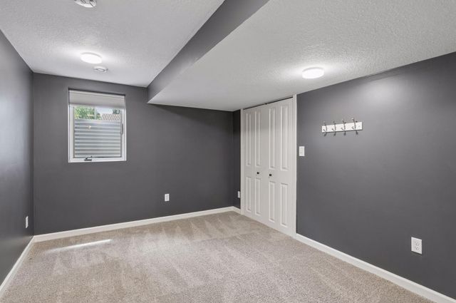 4957 Florida Avenue N, Crystal, MN 55428