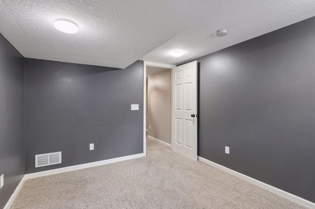 4957 Florida Avenue N, Crystal, MN 55428