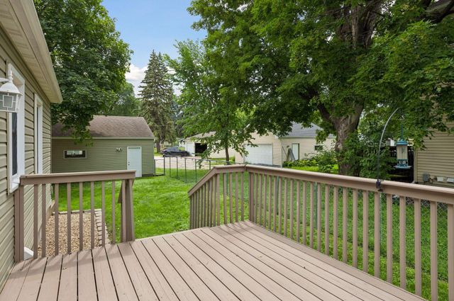 4957 Florida Avenue N, Crystal, MN 55428