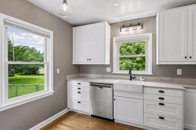 4957 Florida Avenue N, Crystal, MN 55428