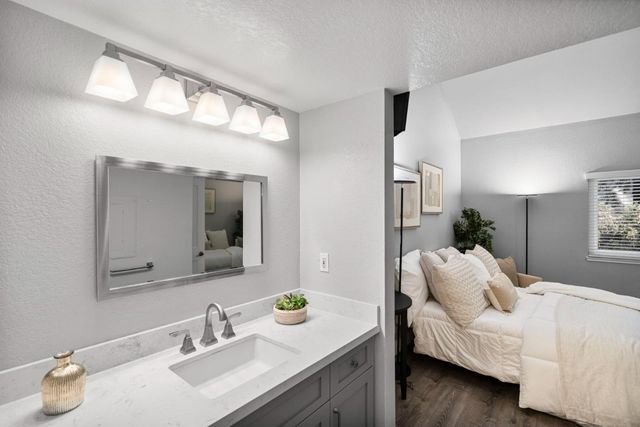 2207 Summereve Court, San Jose, CA 95122