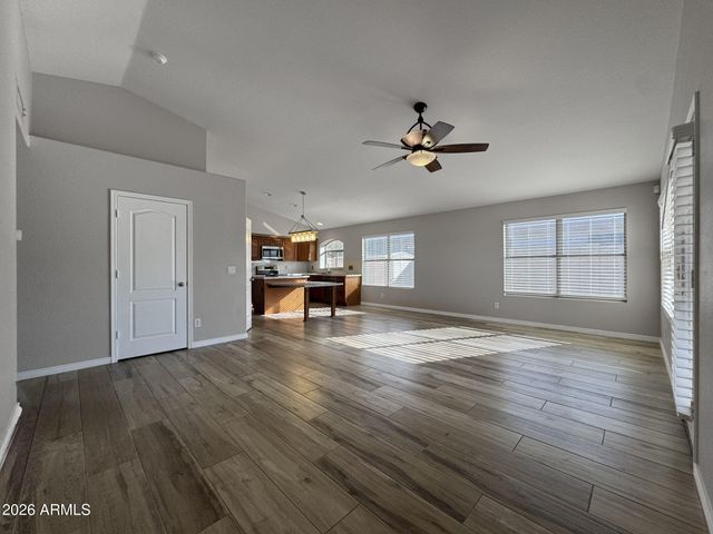 6491 W WAHALLA Lane, Glendale, AZ 85308