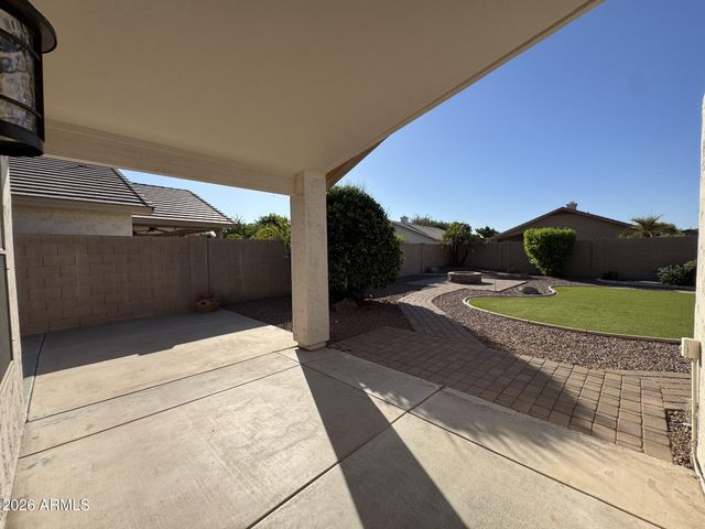 6491 W WAHALLA Lane, Glendale, AZ 85308