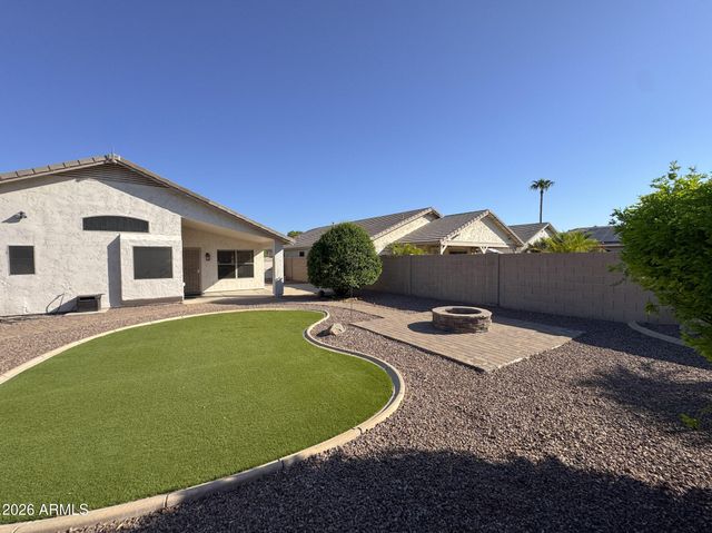 6491 W WAHALLA Lane, Glendale, AZ 85308