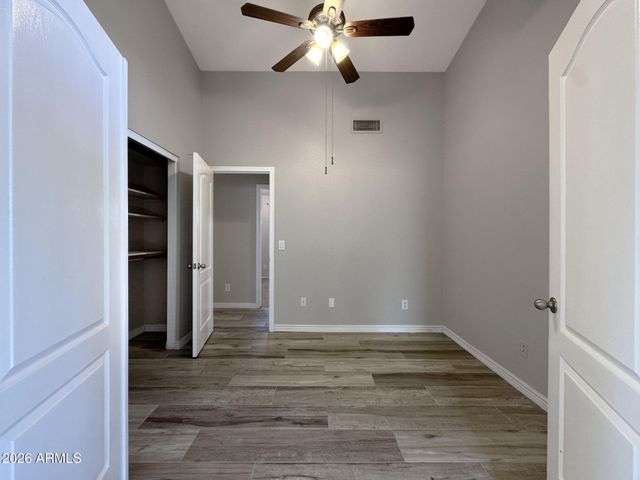 6491 W WAHALLA Lane, Glendale, AZ 85308
