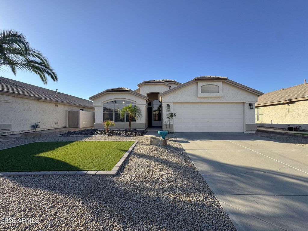 6491 W WAHALLA Lane, Glendale, AZ 85308