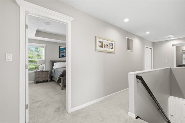 959 New Hope Dr, North Huntingdon, PA 15642