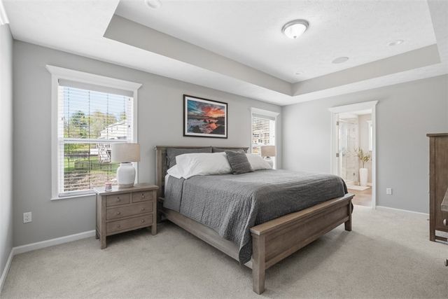 959 New Hope Dr, North Huntingdon, PA 15642