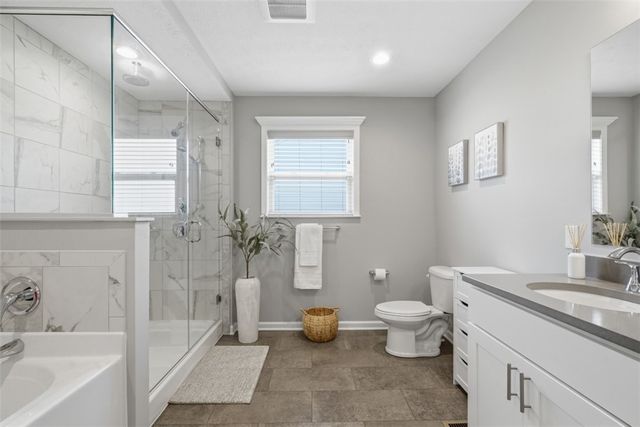 959 New Hope Dr, North Huntingdon, PA 15642