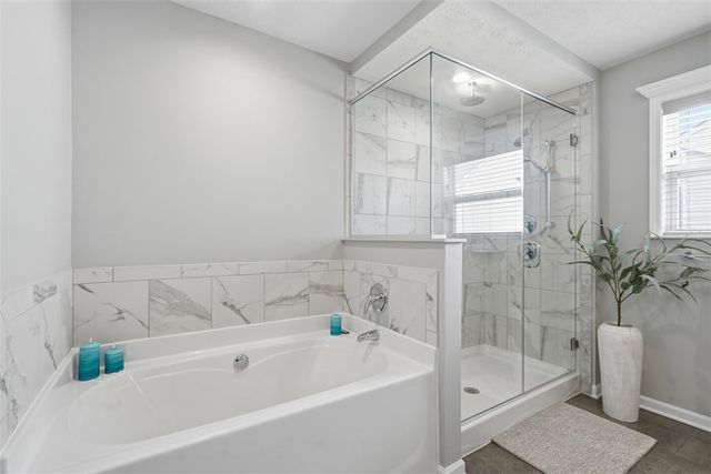 959 New Hope Dr, North Huntingdon, PA 15642