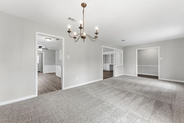 210 Bybee Drive, Conroe, TX 77301