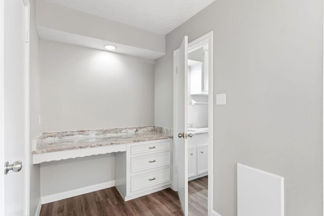 210 Bybee Drive, Conroe, TX 77301