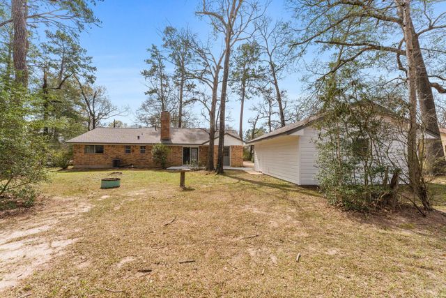 210 Bybee Drive, Conroe, TX 77301