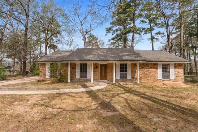 210 Bybee Drive, Conroe, TX 77301