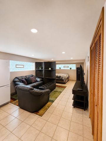 116 N May Street, Addison, IL 60101
