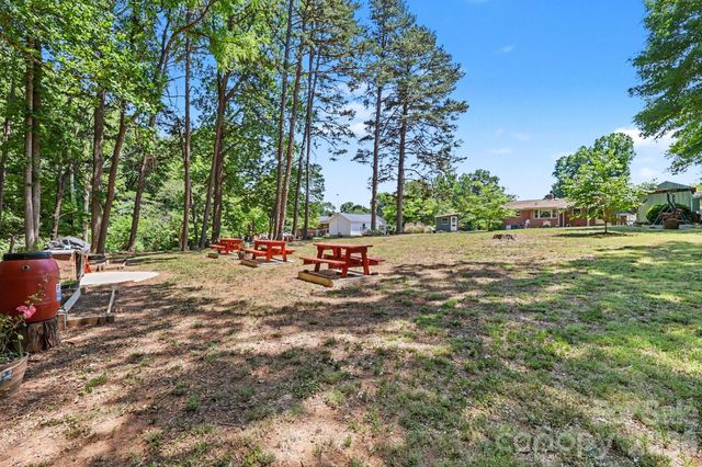 1210 Edgedale Drive, Salisbury, NC 28144