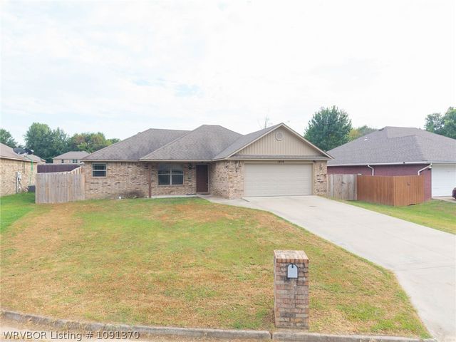 1908 Rocky Court, Fort Smith, AR 72904