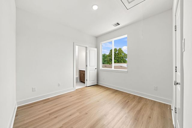 1648 W Tidwell Road, Houston, TX 77091