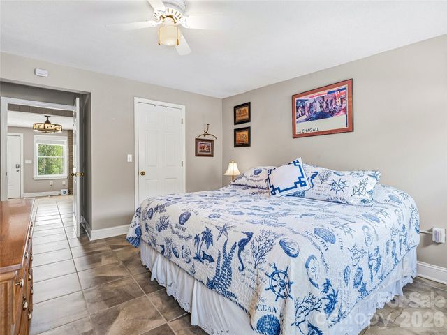 102 Havnaers Point, Lake Lure, NC 28746