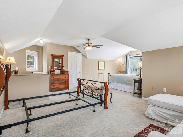 102 Havnaers Point, Lake Lure, NC 28746