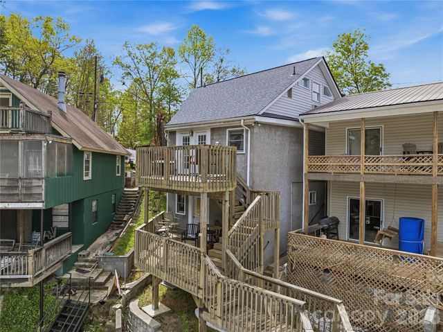 102 Havnaers Point, Lake Lure, NC 28746