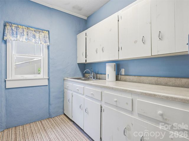102 Havnaers Point, Lake Lure, NC 28746