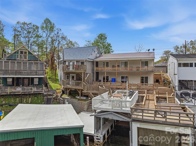 102 Havnaers Point, Lake Lure, NC 28746