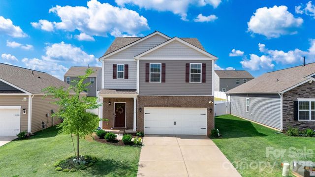 110 Meadow View Drive, Statesville, NC 28677