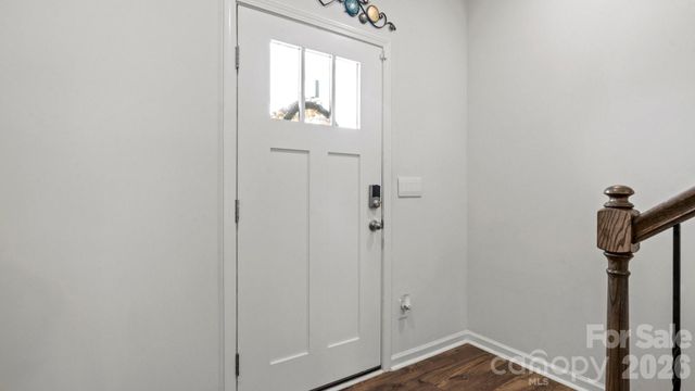 110 Meadow View Drive, Statesville, NC 28677